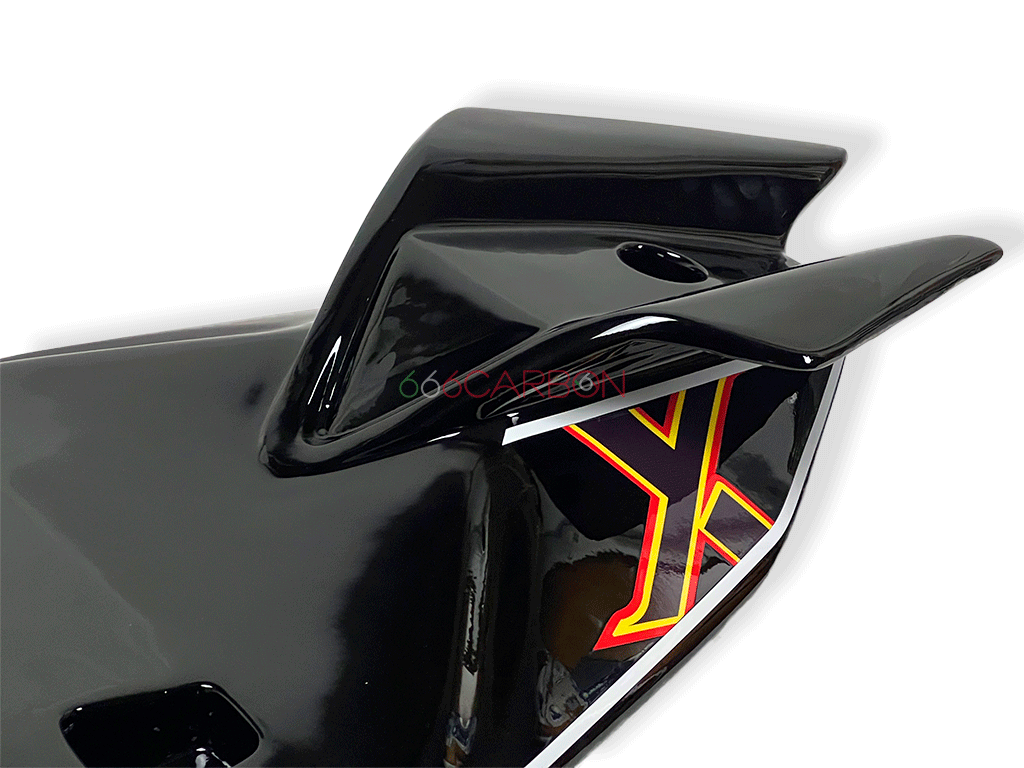 KIT CARENADO COMPLETO VERSIÓN XTRENTA RÉPLICA PINTADA APRILIA RSV4 1100 X EXTREMA EX3MA XTREMA X3MA 2021 2022 2023 2024