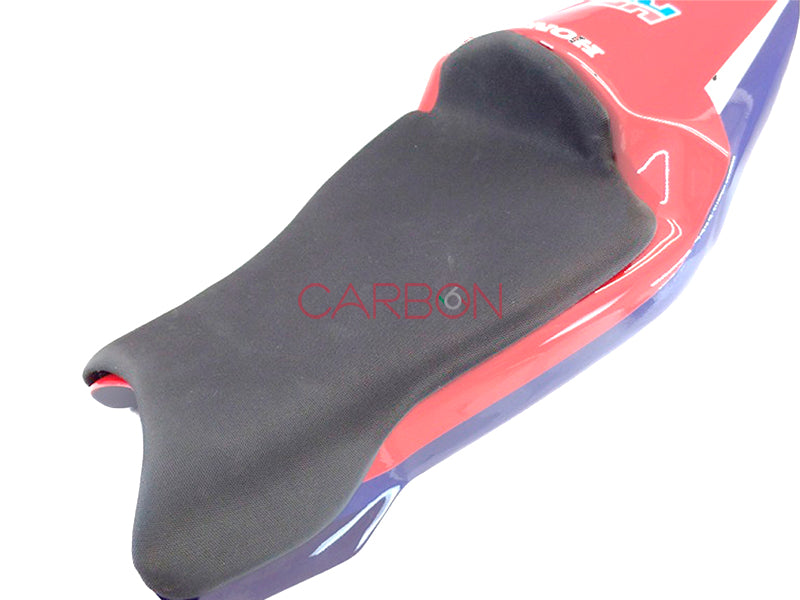 SELLE EN TISSU TECHNIQUE AVEC BASE RIGIDE POUR CARÉNAGES AVIOFIBER 666CARBON CBR 1000 RR 2020-23