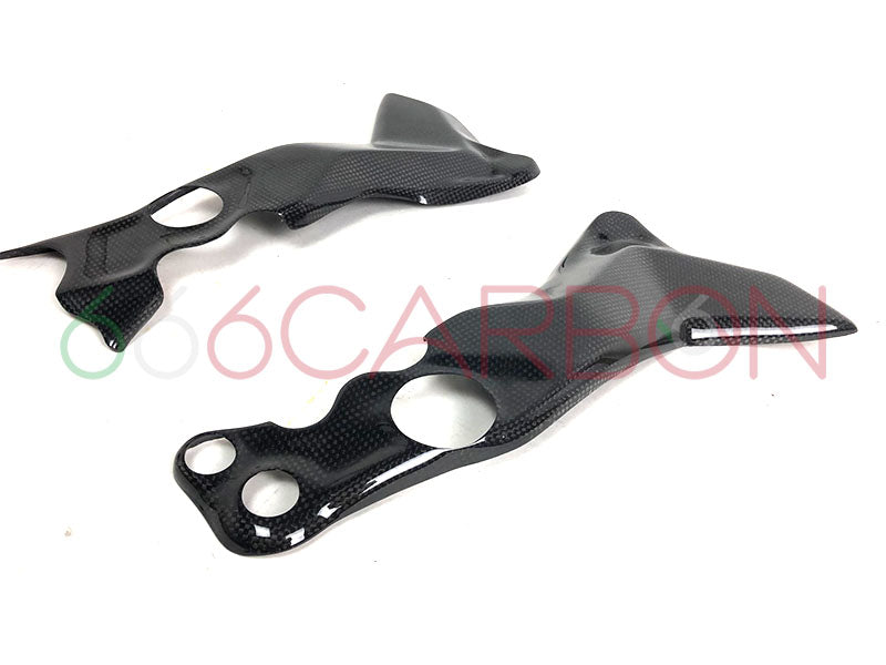CUBIERTA DE CHASIS DE CARBONO YAMAHA R7 2021-2025