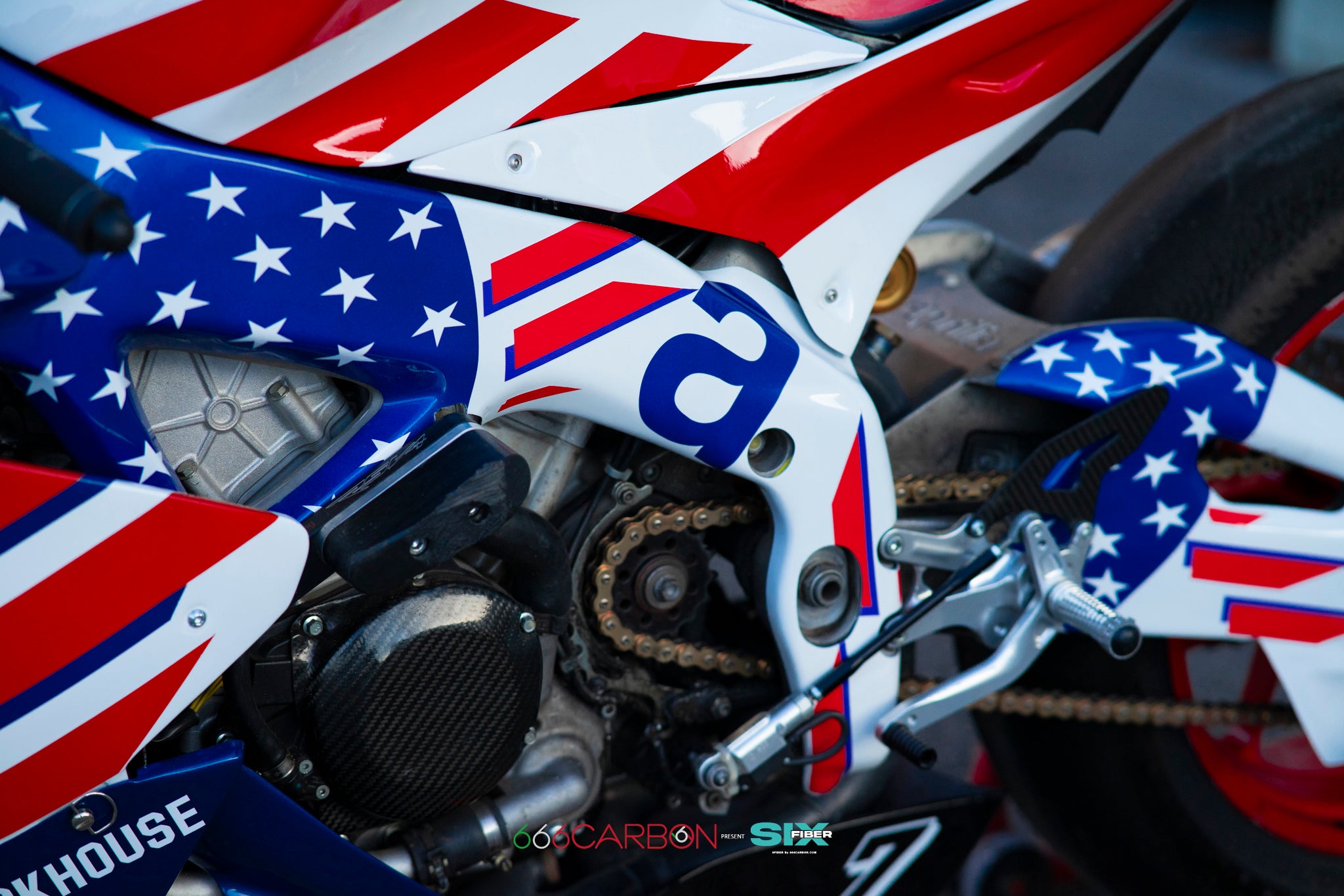 KIT CARENA COMPLETA IN SIXFIBER + ACCESSORI | VERNICIATA REPLICA TRACKHOUSE MOTOGP PER APRILIA RSV4 1100 2015 - 18 E 1100 2019 - 20