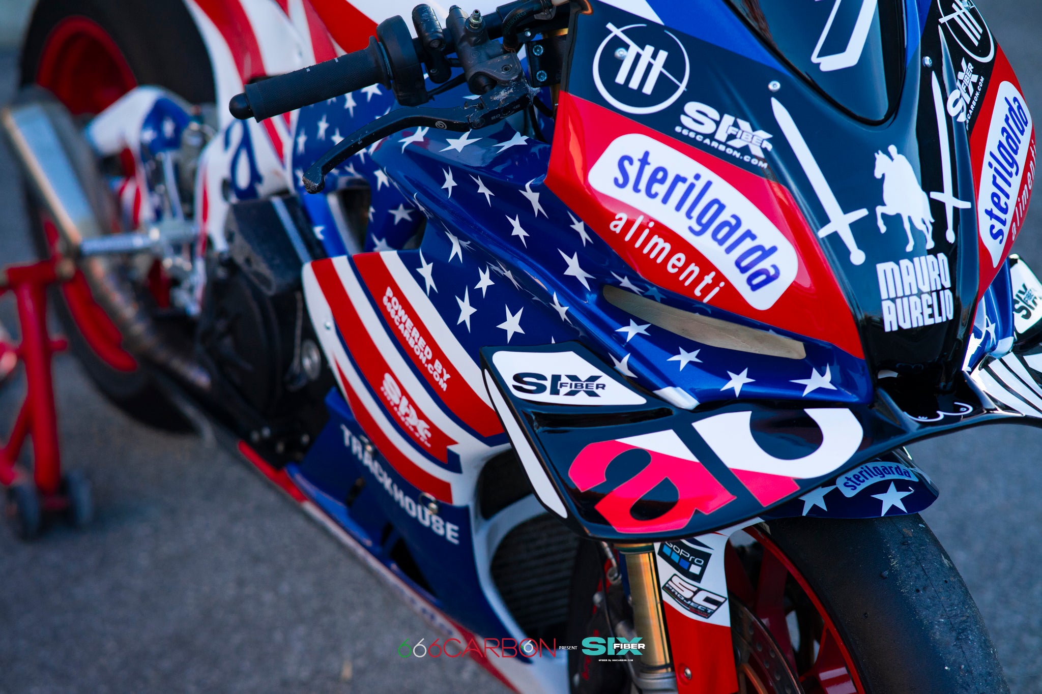 KIT CARENA COMPLETA IN SIXFIBER + ACCESSORI | VERNICIATA REPLICA TRACKHOUSE MOTOGP PER APRILIA RSV4 1100 2015 - 18 E 1100 2019 - 20