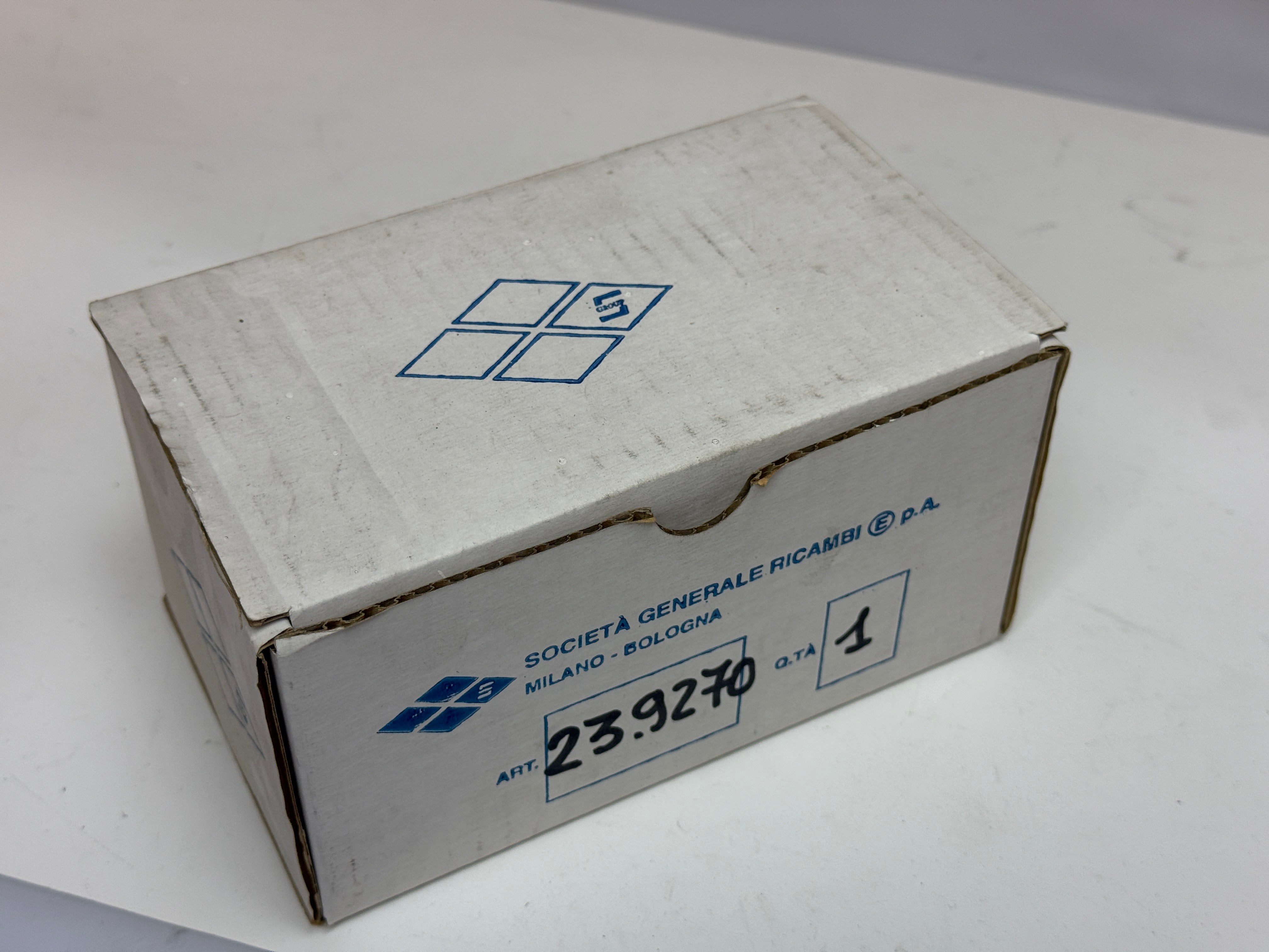 Feu arrière Piaggio Ape MP E Car R/G - Réf. d'origine 155634