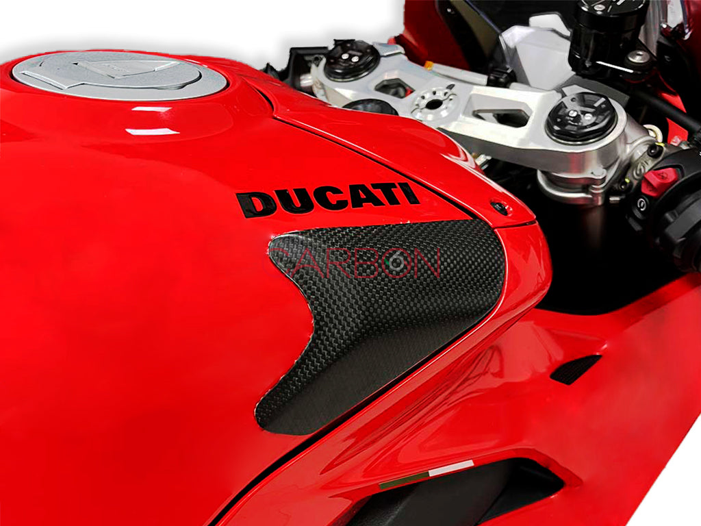PROTECCIÓN DE ESQUINAS DE DEPÓSITO DE CARBONO AUTOCLAVE DUCATI SBK PANIGALE V4 V4S V4R 2022-2023