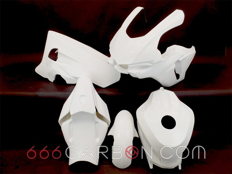 KIT CARENA COMPLETA RACING VETRORESINA YAMAHA YZF-R1 2015-2019