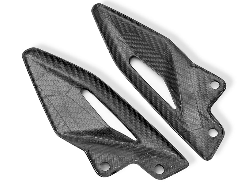 PAIR OF CARBON AUTOCLAVE HEELGUARDS FOR TRIUMPH STREET TRIPLE 765 MOTO2 2023 2024 2025