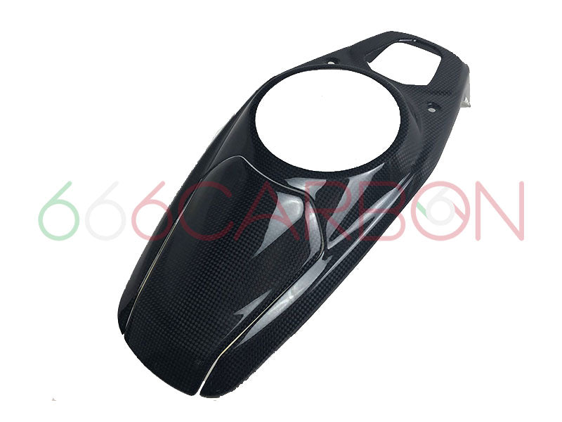 PROTECCIÓN DEPÓSITO EN CARBONO DUCATI MULTISTRADA V4 2021 / 2022 / 2023