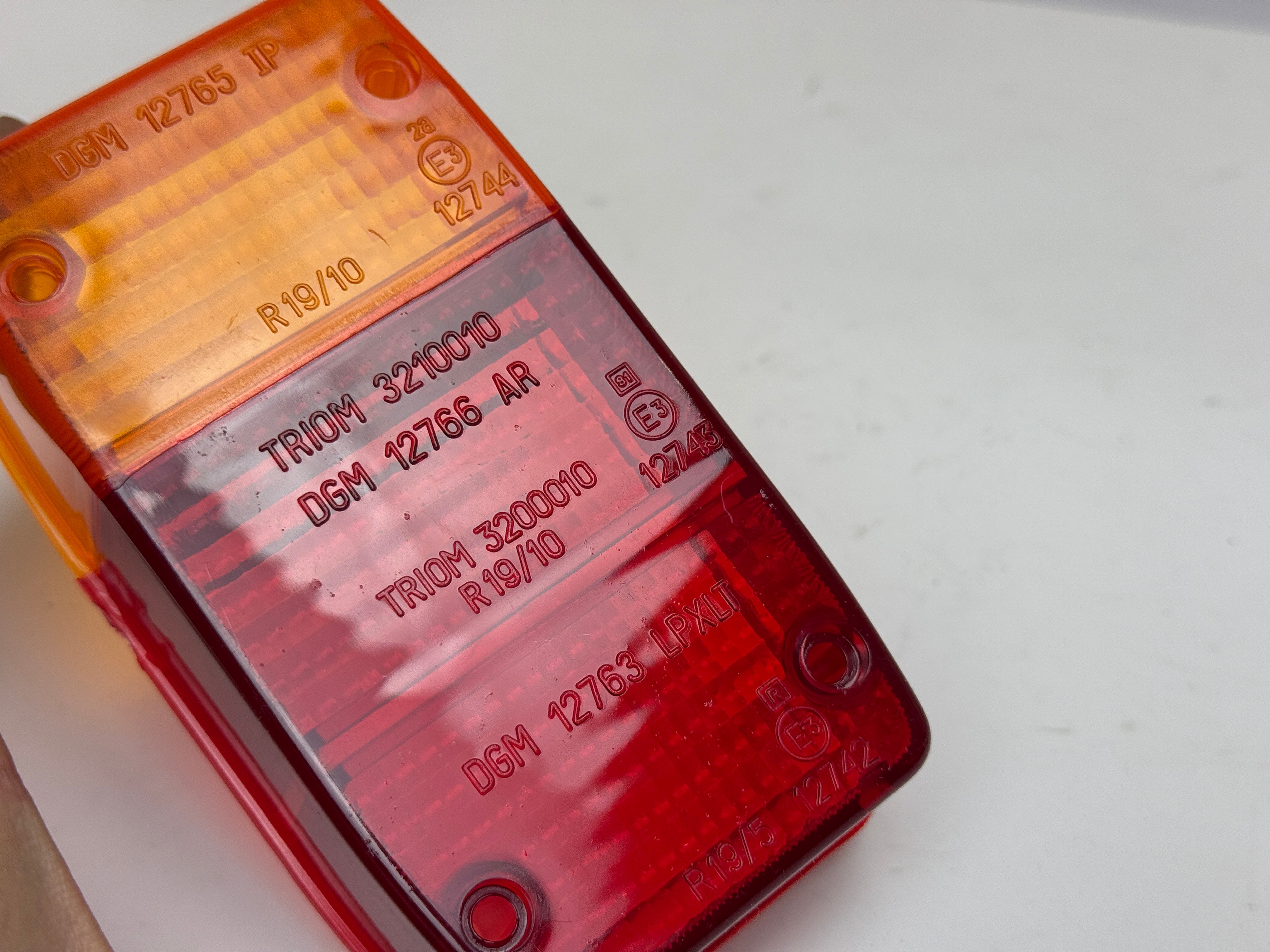 Feu arrière Piaggio Ape MP E Car R/G - Réf. d'origine 155634