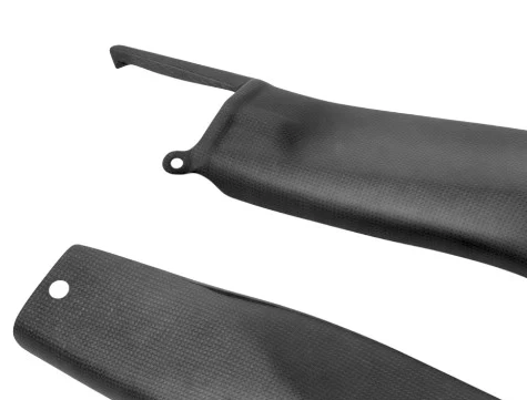 Cache de bras oscillant en carbone pour Yamaha YZF R9 2025