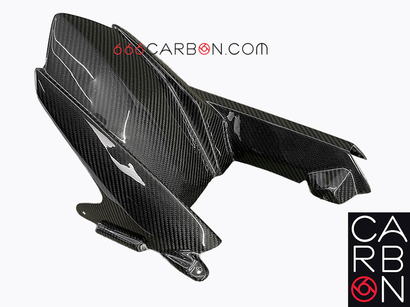 GUARDABARROS TRASERO CON CUBRE CADENA DE CARBONO BMW S 1000 RR 2019-23 Y S 1000 R NAKED 2021/23